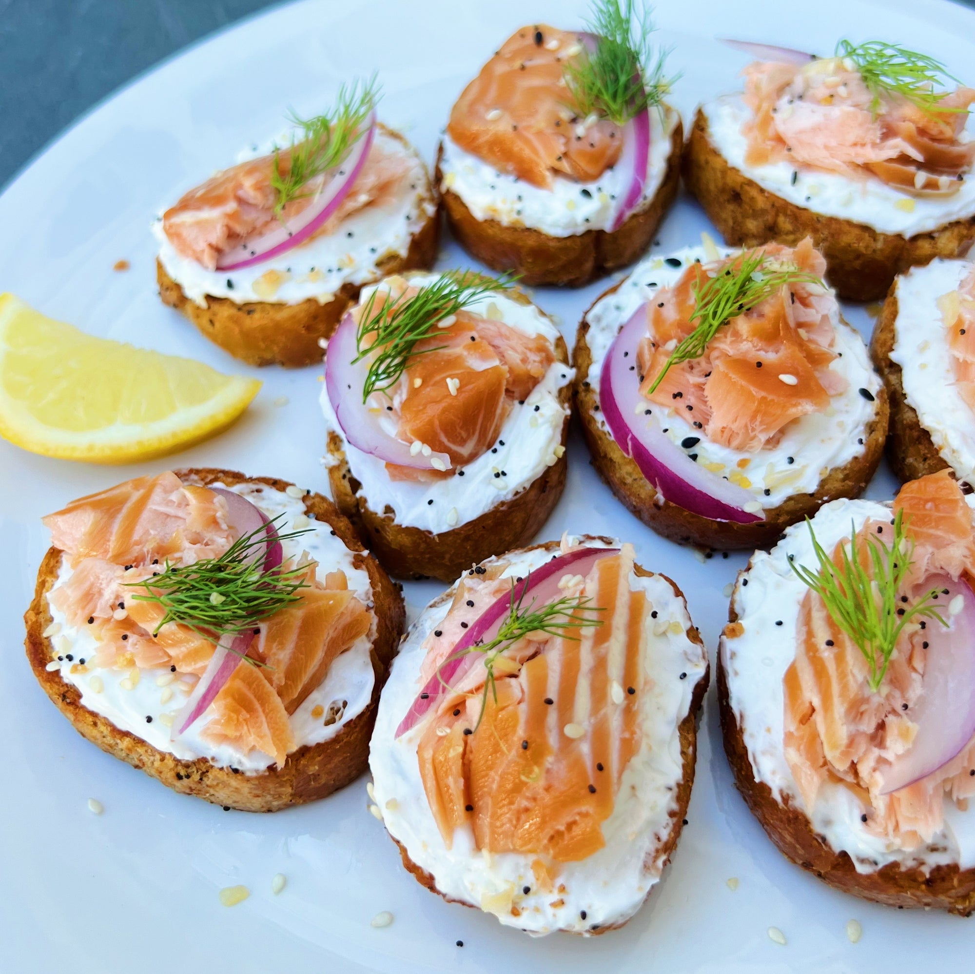 Simple Smoked Salmon Crostini