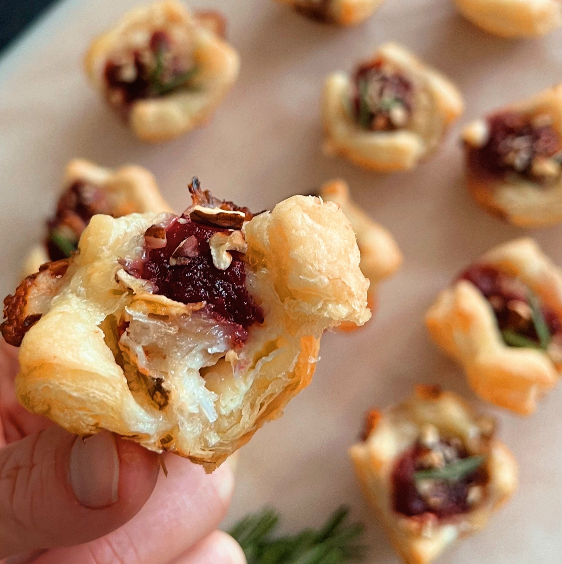 baked brie and crab meat bites
