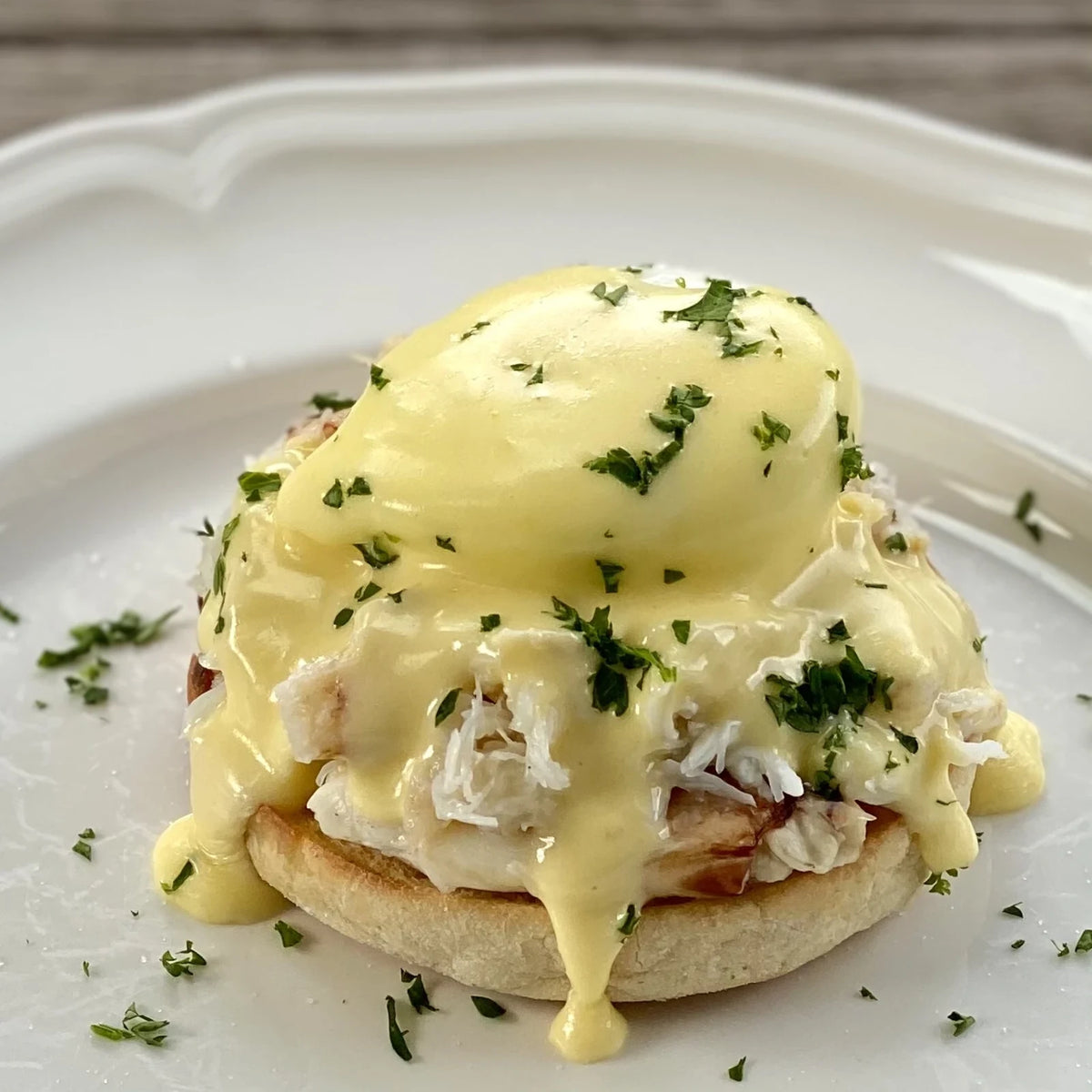 crab benedict recipe using dungeness crab